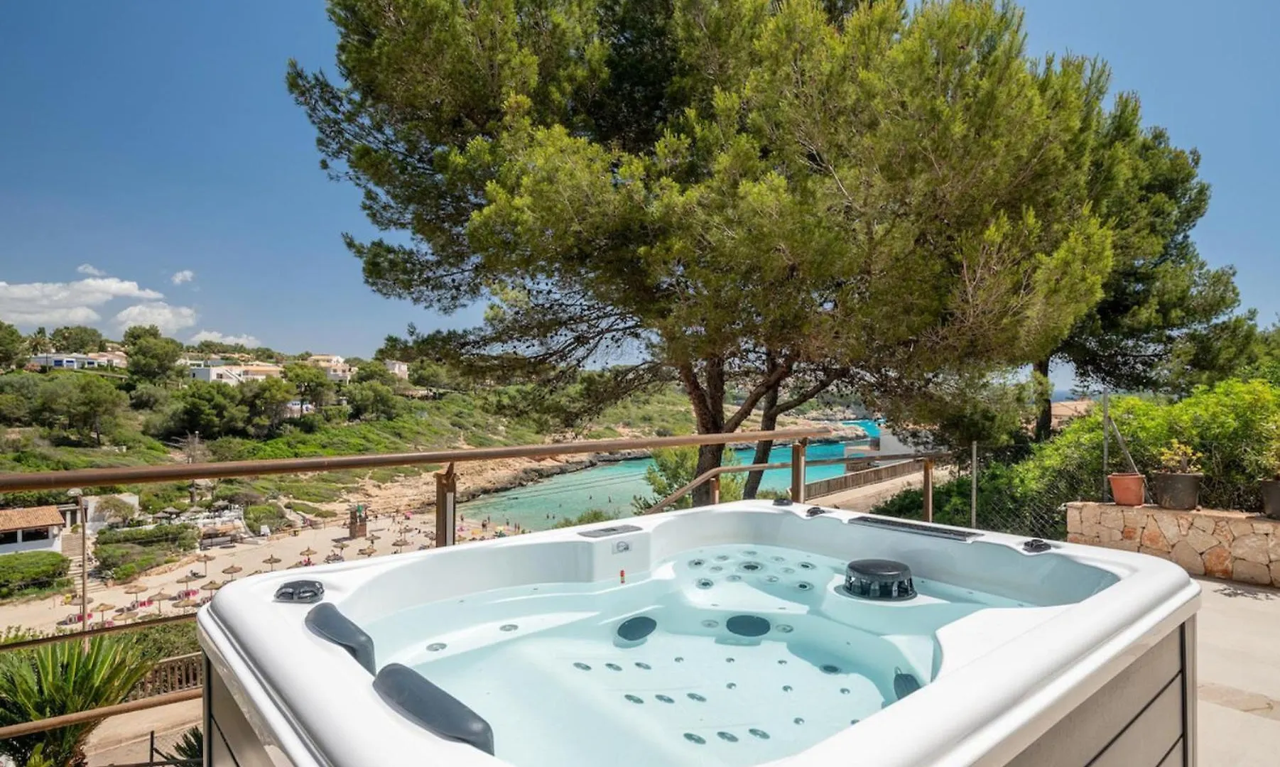 Casa de Férias Cala Mendia Beach House 1 By Slow Villas Cala Romantica  Espanha